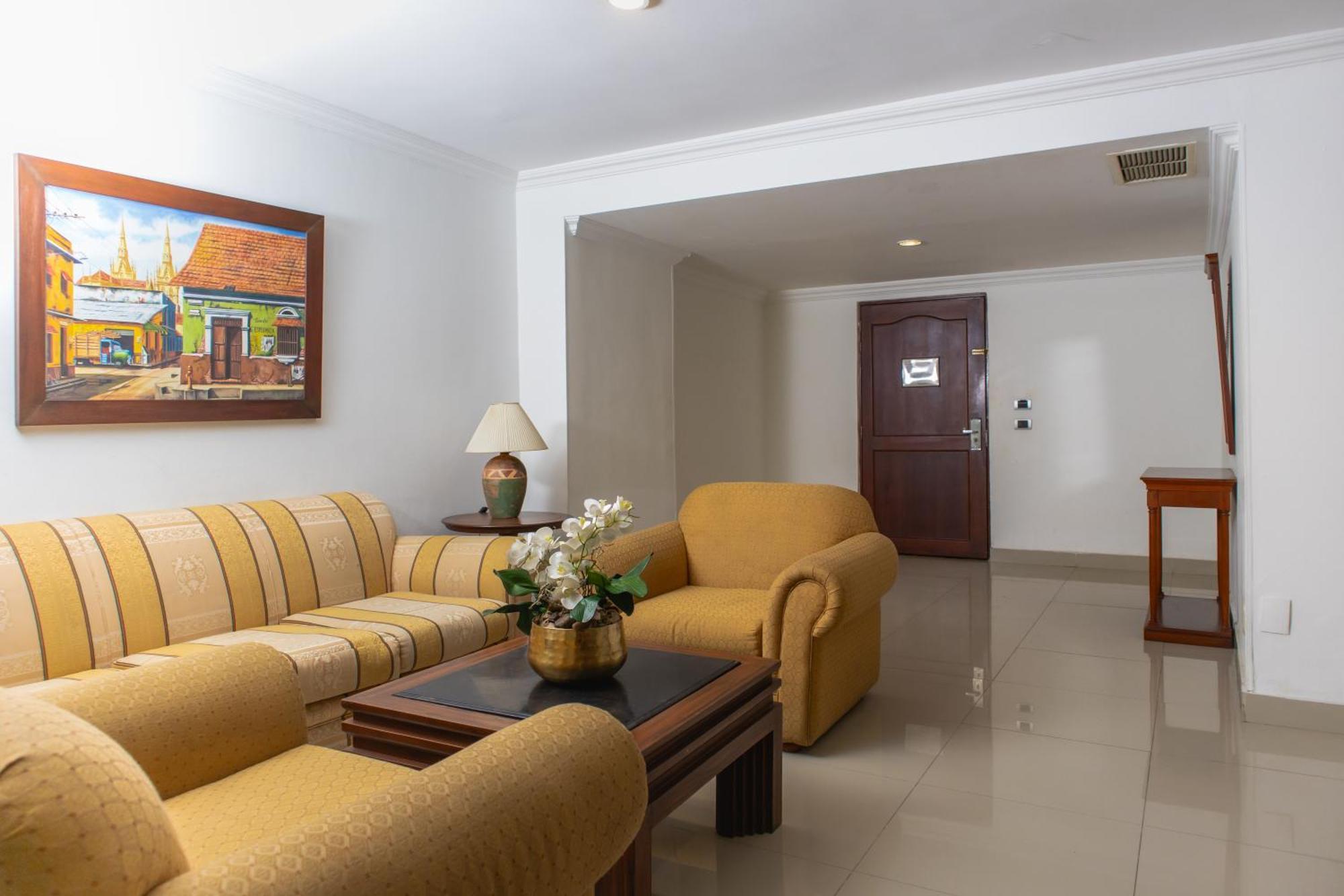 Hotel Faranda Express Puerta Del Sol Barranquilla, A Member Of Radisson Individuals Barranquilla (Atlantico) Exterior foto