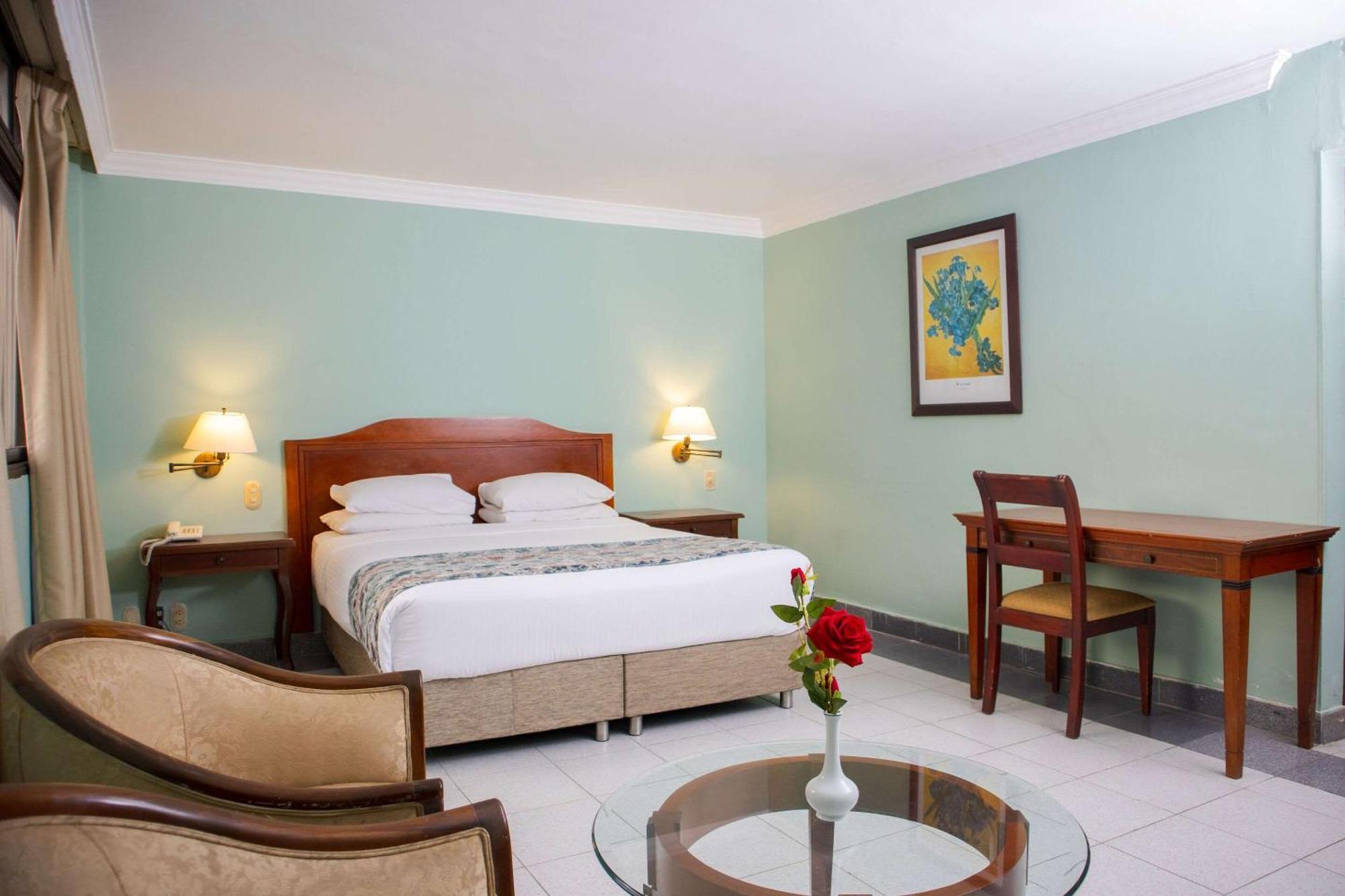 Hotel Faranda Express Puerta Del Sol Barranquilla, A Member Of Radisson Individuals Barranquilla (Atlantico) Exterior foto